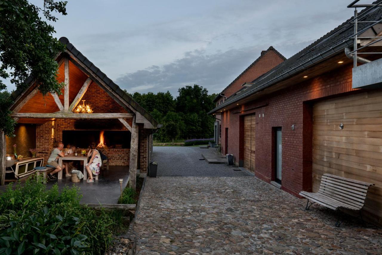Bed And Beyond Bed & Breakfast 4*